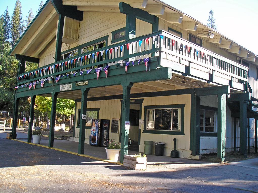 Yosemite Lakes Cottage 52 Harden Flat Exterior photo